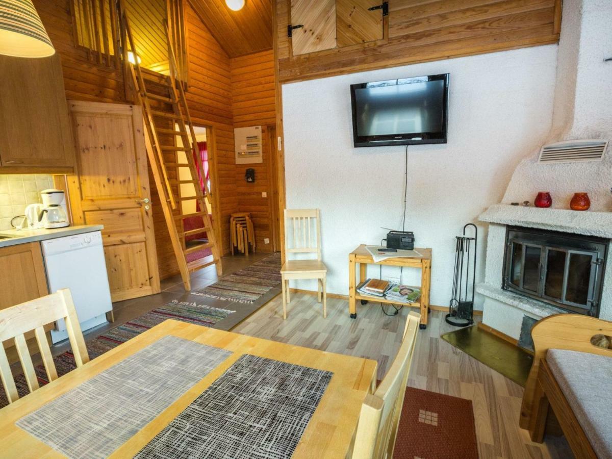 Holiday Home Nutukas-Yllaeksen Lapikas By Interhome Akaslompolo Bagian luar foto